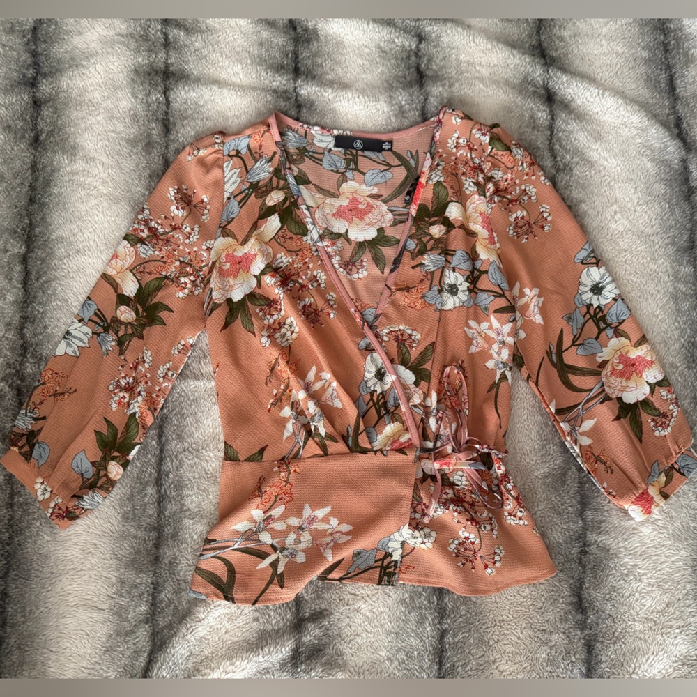 Missguided Floral Wrap Blouse - Peach and White